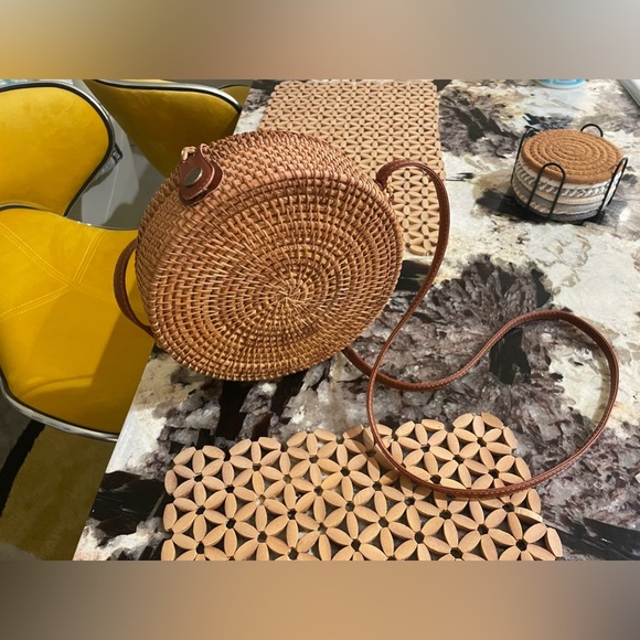 💎 Small / medium rattan purse EUC 🥰 - Picture 6 of 6